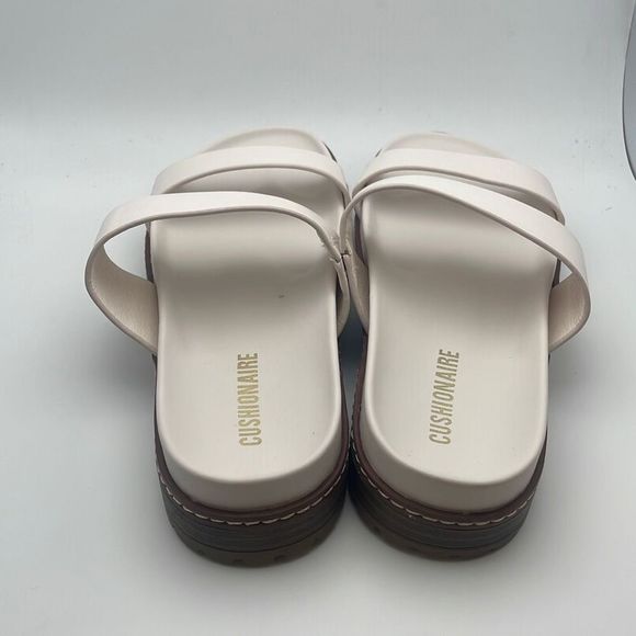 CUSHIONAIRE ✨Women's Comfty Flatform Footbed Sandal   SIZE 7 - Picture 3 of 6